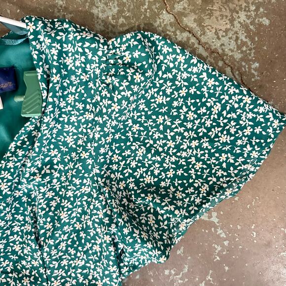Blue Rain Boho Green Jumpsuit White Floral Print, Flutter Sleeves, XS, EUC - Picture 5 of 15